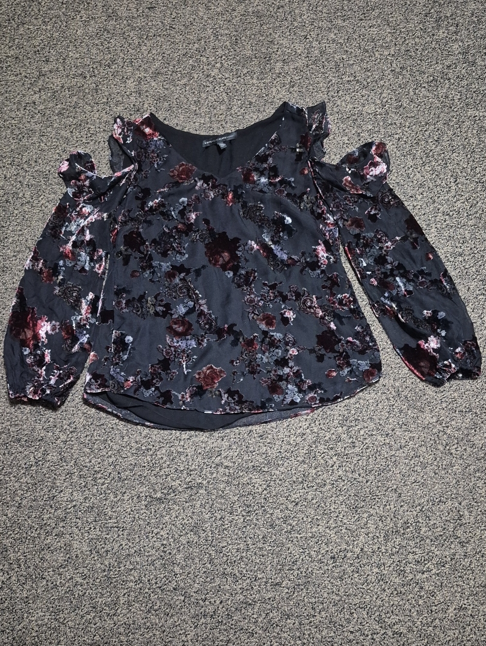 White House Black Market Black Floral Velvet Burnout Cold-Shoulder Blouse
